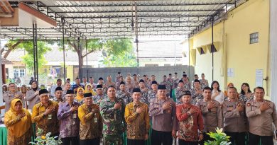 “SANTAP SIANG”: Sinergi IPARI dan Polres Kota Tegal Bangun Mental-Spiritual Masyarakat