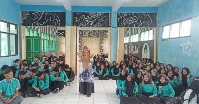 Bentengi Remaja di Era Digital, Penyuluh Agama Tanamkan Ilmu, Etika, dan Iman di SMK Ma’arif Karangkobar