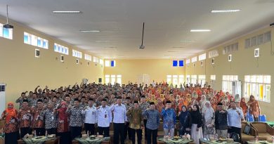 Direktur Penerangan Agama Islam Bina Ratusan Penyuluh Agama Islam se-eks Karesidenan Banyumas Direktur Penerangan Agama Islam Bina Ratusan Penyuluh Agama Islam se-eks Karesidenan Banyumas